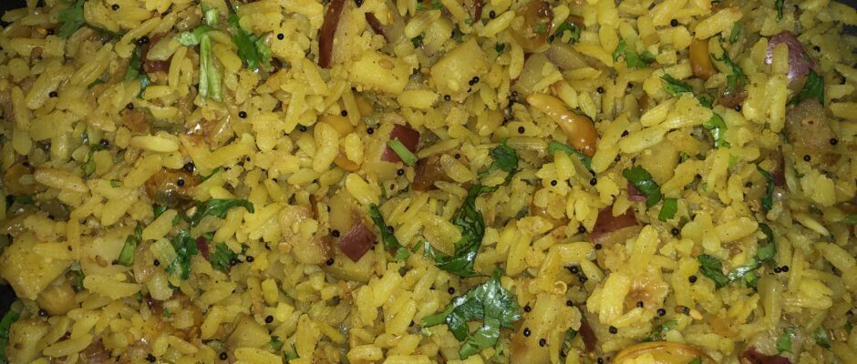 Aloo Poha (Batata Poha)